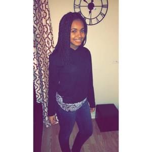 Meet your Posher, Briana